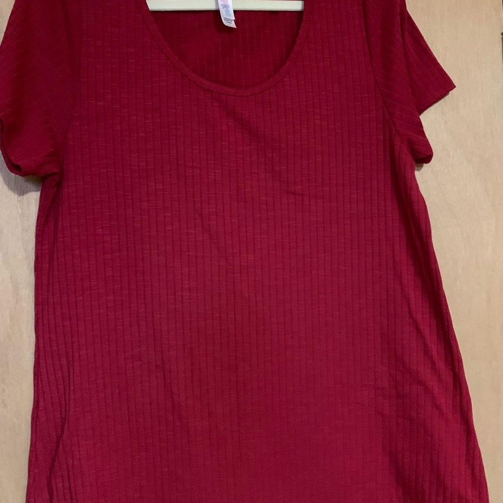 LuLaRoe Classic T
